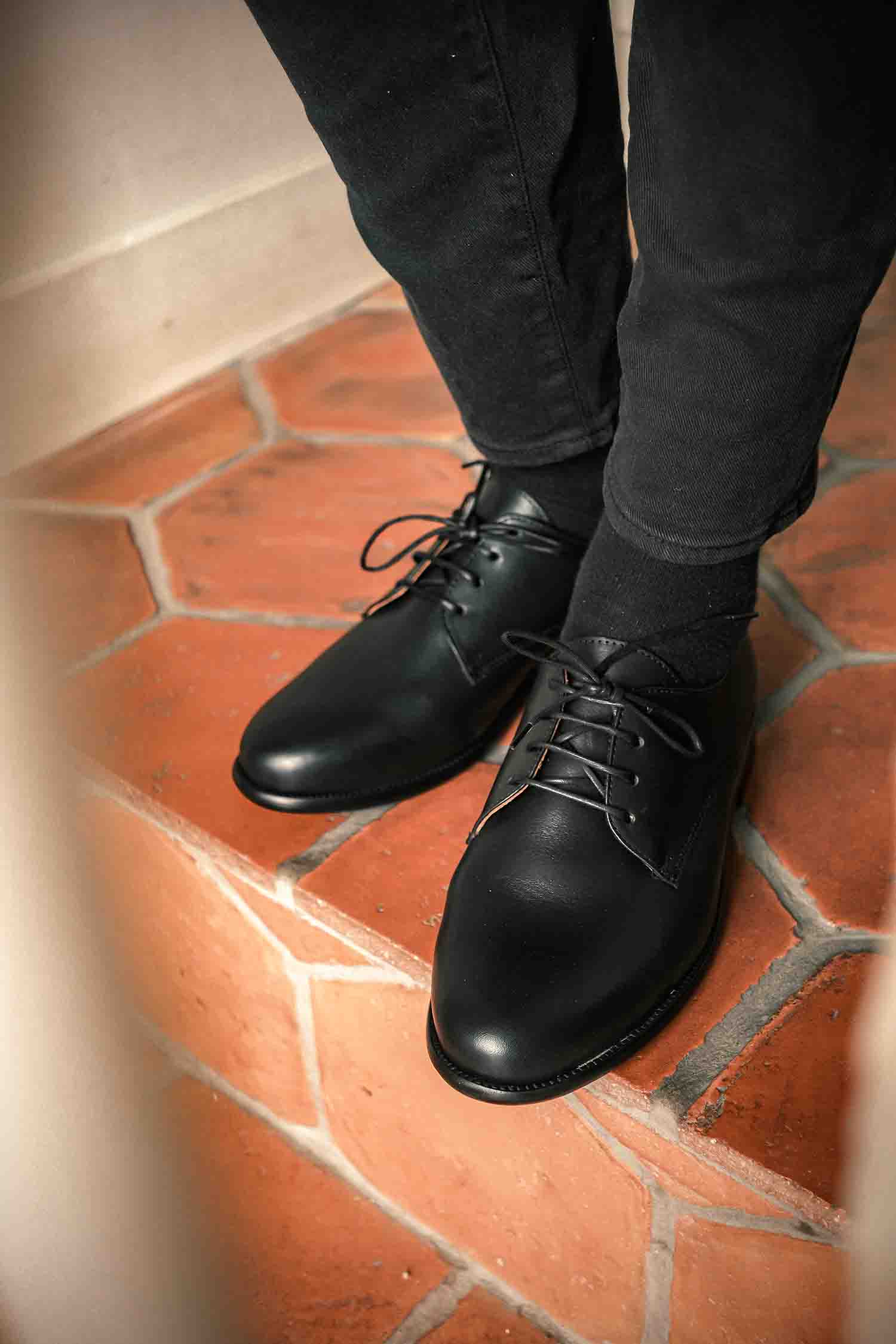 Équipe hôtelière en chaussures professionnelles Karl & Max